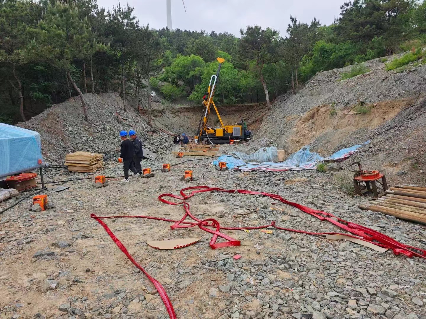 The construction site of a diamond core drilling rig. The construction site of a diamond core drilling rig.